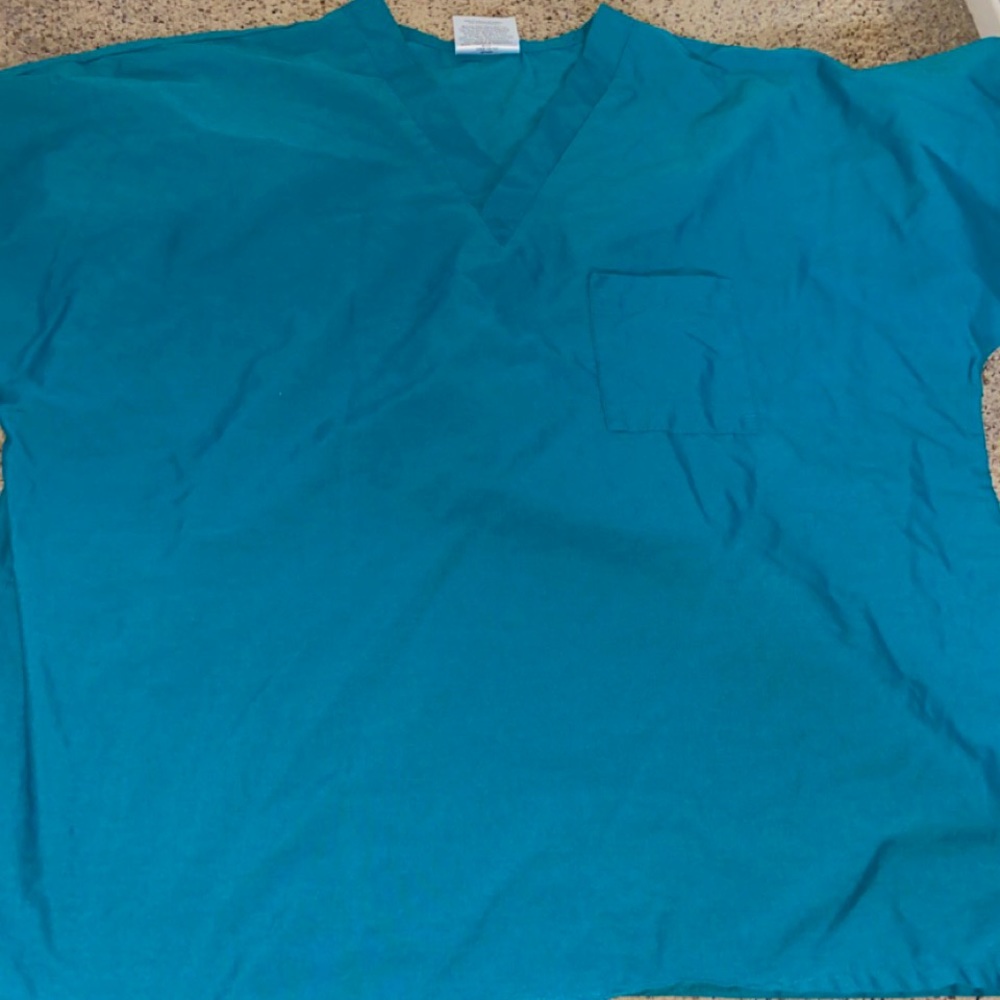 teal blue fundamentals by white swan scrub top